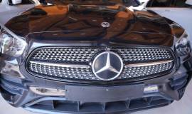 مرسيدس E300