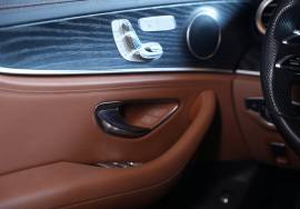 مرسيدس E300