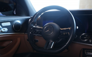مرسيدس E300